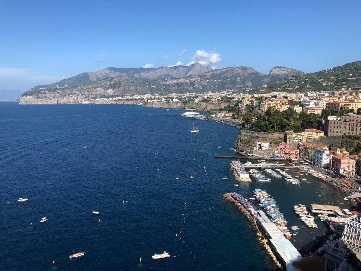 Villa D'Esposito - Sorrento Coast Sant'Agnello Eksteriør billede