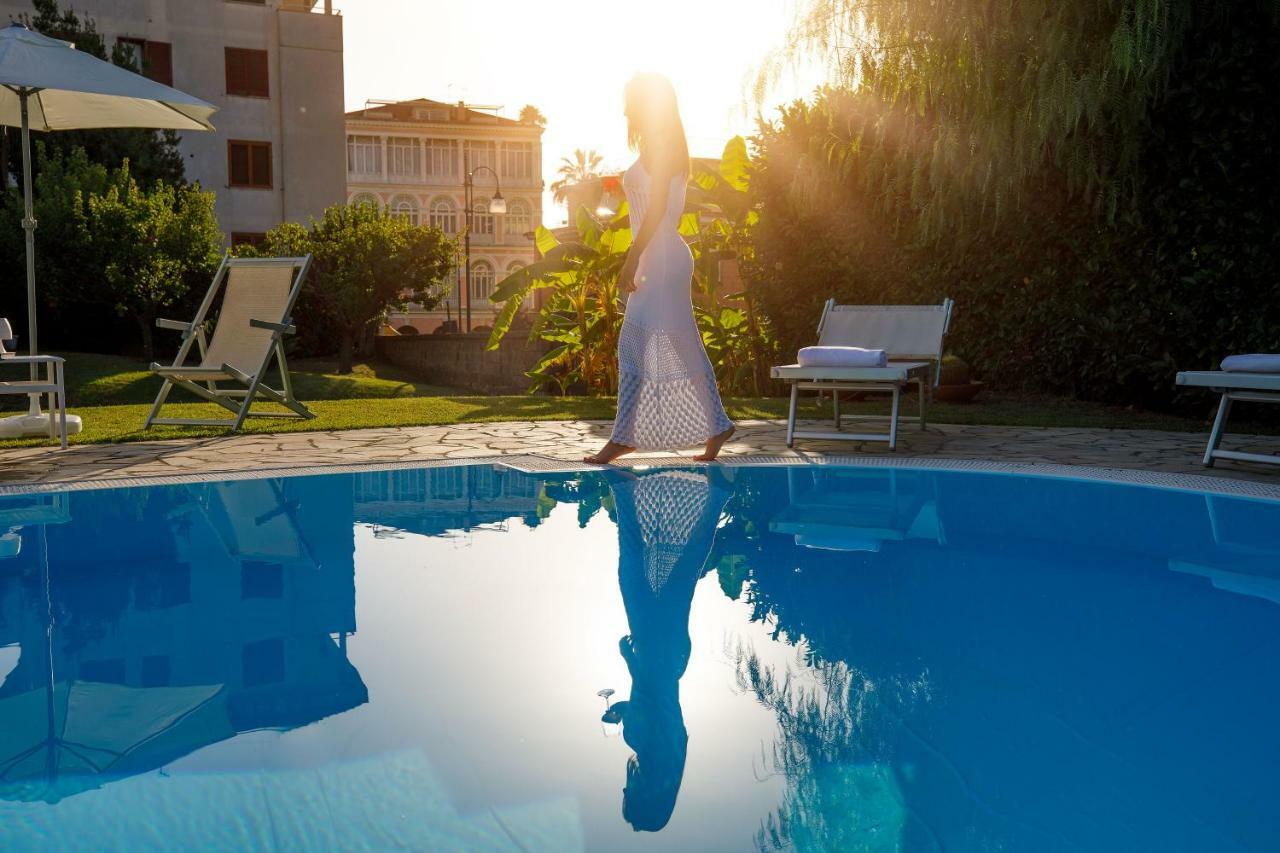 Villa D'Esposito - Sorrento Coast Sant'Agnello Eksteriør billede